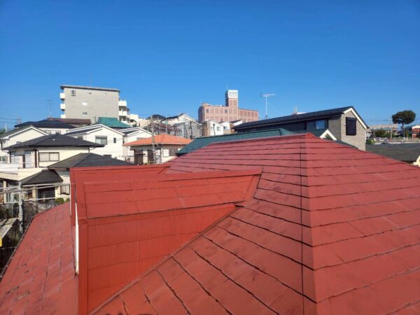 川崎市にて屋根修理〈コロニアル屋根のカバー工法〉の施工前写真