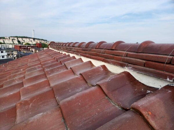川崎市にて屋根修理〈和瓦漆喰の剥がれ・漆喰工事〉の施工後写真